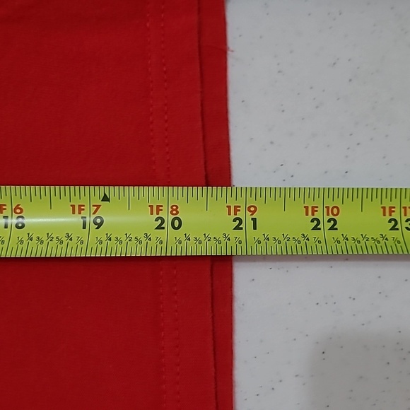 💥3for$12💥 Soffe GA Bulldogs shirt size Large (14/16) - Picture 4 of 4